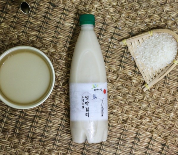 친환경 먹거리 다팜,다랭이팜 유기농쌀 생막걸리 750ml X 9 (6도)